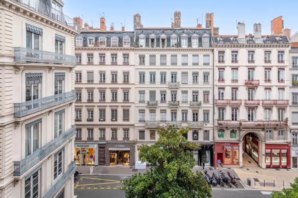 Lyon 2 - Jacobins - Studio au 6ème étage de 32 m²