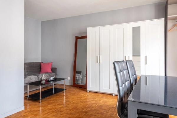 Lyon 2 - Jacobins - Studio au 6ème étage de 32 m²