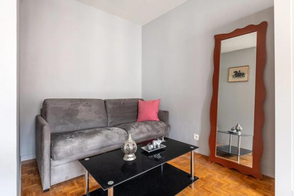 Lyon 2 - Jacobins - Studio au 6ème étage de 32 m²