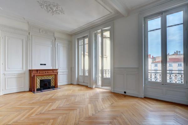 Lyon 5 - Saint Jean - Appartement de 78,90 m² - Balcon - 2 chambres