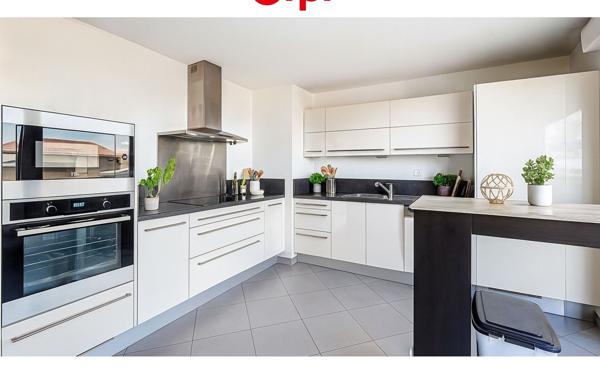 Appartement à vendre    4 pièces • 118 m2 Annemasse