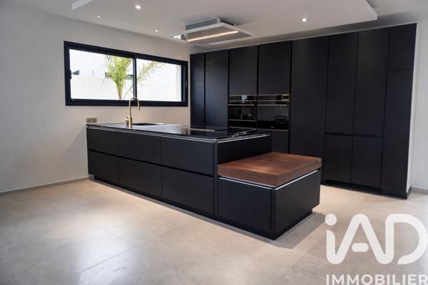 Maison à vendre 5 pièces 195 m² Puget-sur-Argens