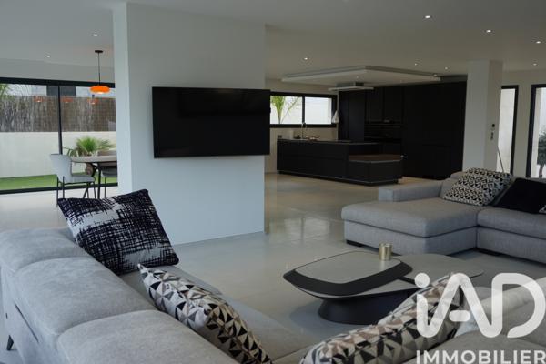 Maison à vendre 5 pièces 195 m² Puget-sur-Argens