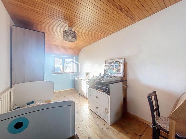 Maison de ville T5 rénovée – Neuves-Maisons centre