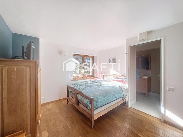 Maison de ville T5 rénovée – Neuves-Maisons centre