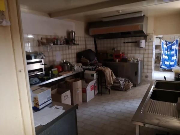 Vente Hôtel 13 pièces 834 m2 à Saint-Calais