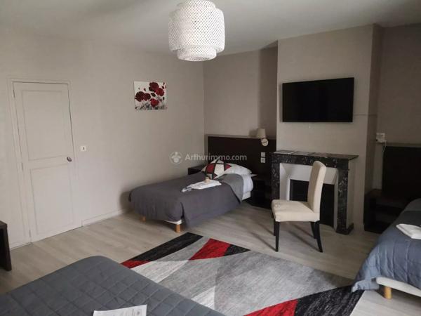 Vente Hôtel 13 pièces 834 m2 à Saint-Calais