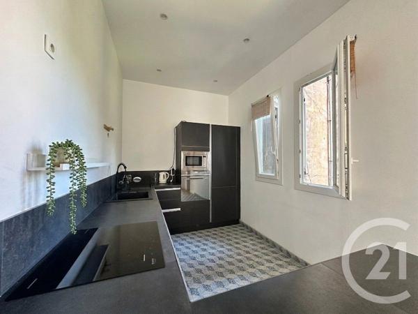 Appartement à vendre  2 pièces - 57 m 2   MARSEILLE  - 13005