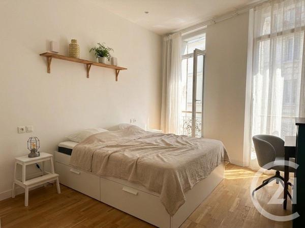 Appartement à vendre  2 pièces - 57 m 2   MARSEILLE  - 13005