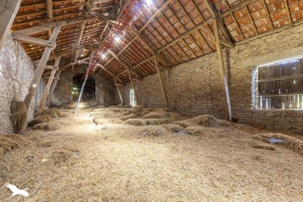 Maison 499 800 € Sardent 11 p 223 m² DPE F