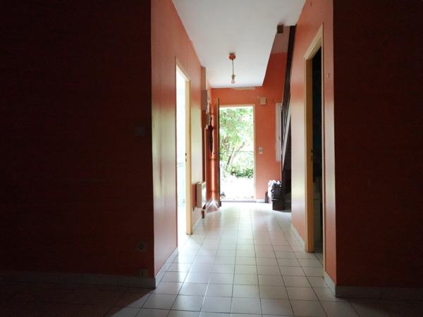 Maison
         3 pièces
        - 54 m² 270 000 € *