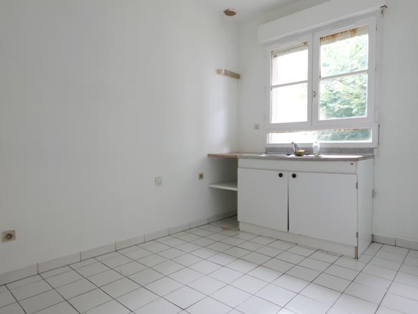 Maison
         3 pièces
        - 54 m² 270 000 € *