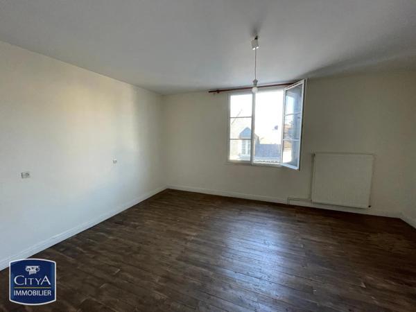 Maison à louer 5 pièces 160m² Chinon (37500)
