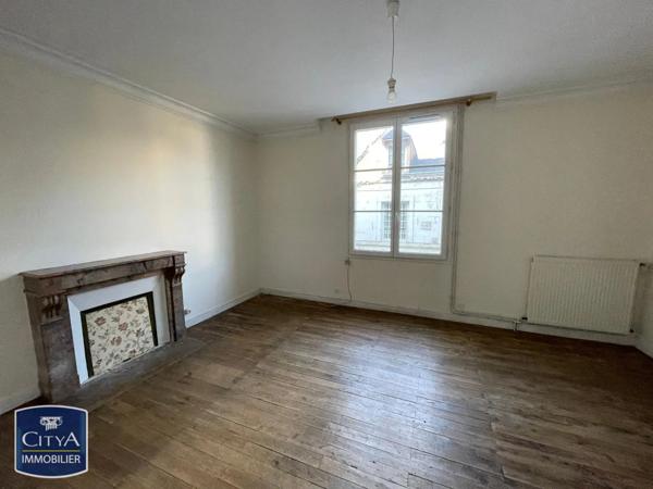 Maison à louer 5 pièces 160m² Chinon (37500)