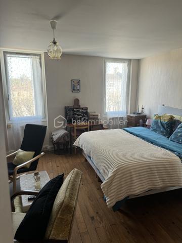 Maison de village de 178 m²