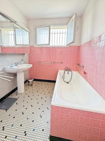 Dept de la Vienne (86) Maison contemporaine 102.83 M2 terrain 857 M2