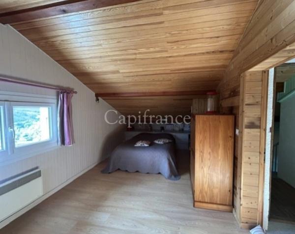 Maison avec 2 appartements indépendants + sous-sol complet – Secteur Faverges (74)