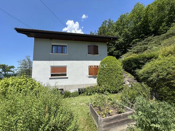 Maison avec 2 appartements indépendants + sous-sol complet – Secteur Faverges (74)