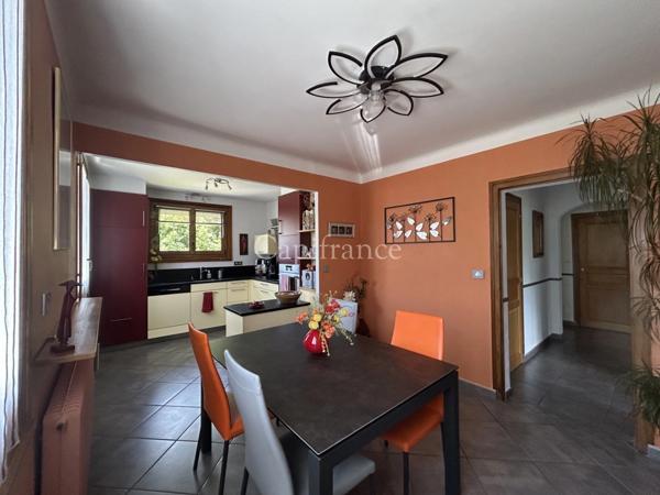 Maison avec 2 appartements indépendants + sous-sol complet – Secteur Faverges (74)