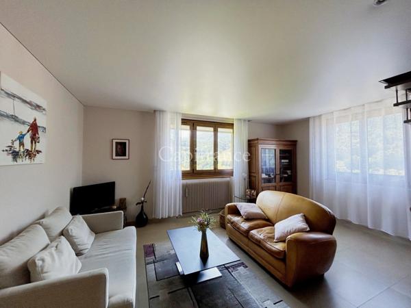Maison avec 2 appartements indépendants + sous-sol complet – Secteur Faverges (74)
