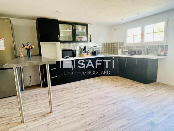 Maison lumineuse avec terrasse et jardin – La Roche?sur?Yon