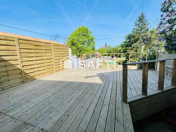 Maison lumineuse avec terrasse et jardin – La Roche?sur?Yon