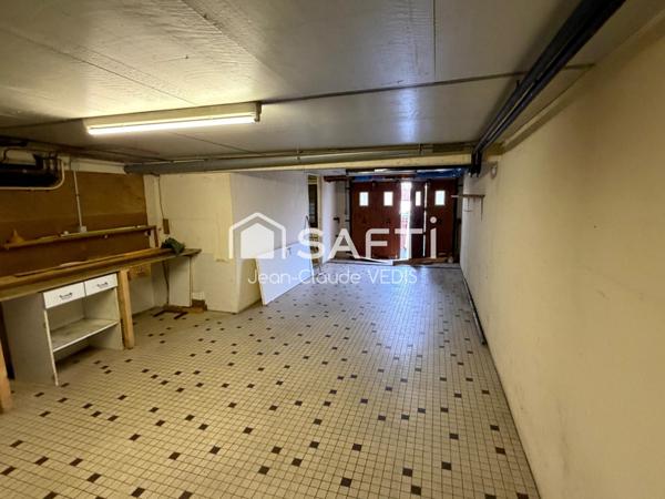 Maison sur sous sol, garage