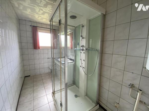 PAVILLON DE PLAIN-PIED HABITABLE