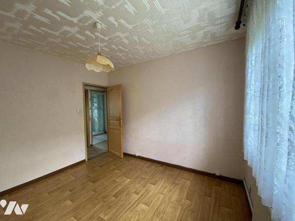 PAVILLON DE PLAIN-PIED HABITABLE
