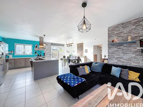 Maison à vendre 4 pièces 98 m² Saint-Clément