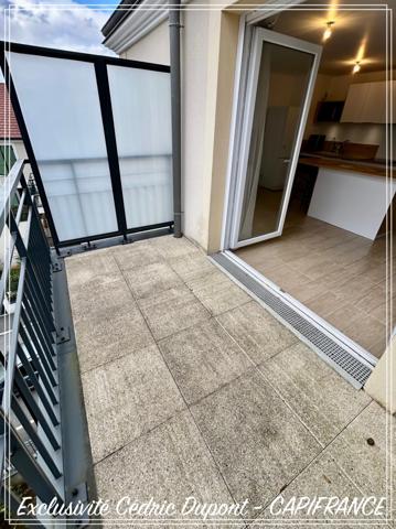 Appartement à vendre 2 pièces 46m2 - VAUJOURS (93) - Dernier étage - Balcon - Parking - Cave