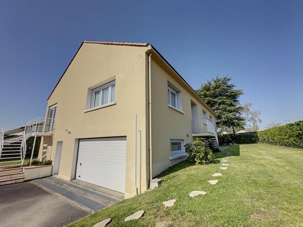 Maison spacieuse 8 pièces à vendre au Loroux Bottereau