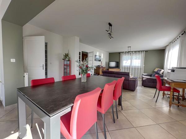 Maison spacieuse 8 pièces à vendre au Loroux Bottereau