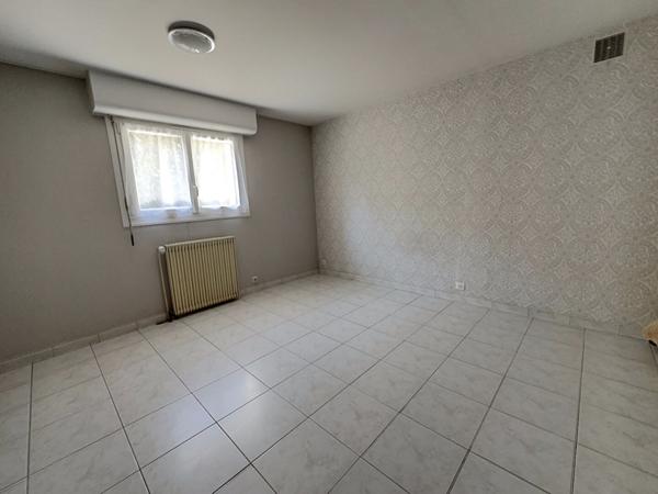 Maison spacieuse 8 pièces à vendre au Loroux Bottereau