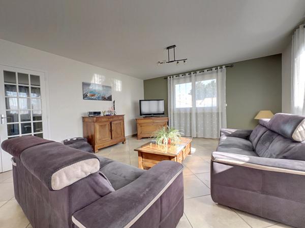 Maison spacieuse 8 pièces à vendre au Loroux Bottereau