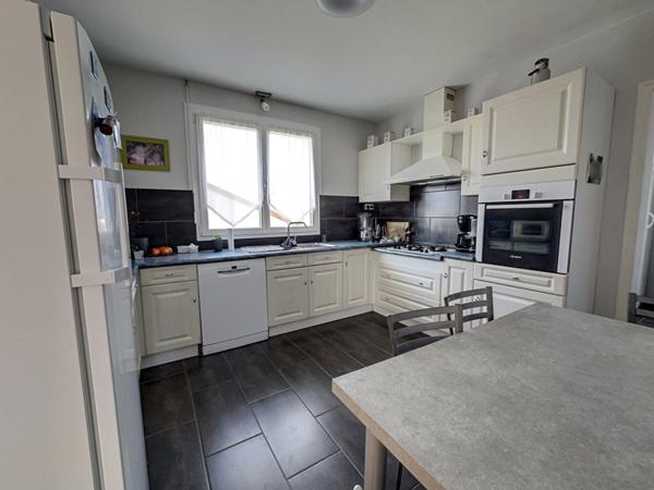 Maison spacieuse 8 pièces à vendre au Loroux Bottereau