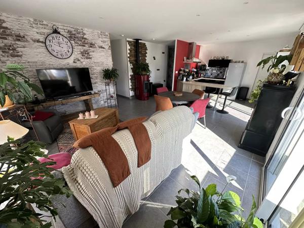 Maison de plain‑pied moderne de 2016 classé A,  2 chambres et 1 bureau