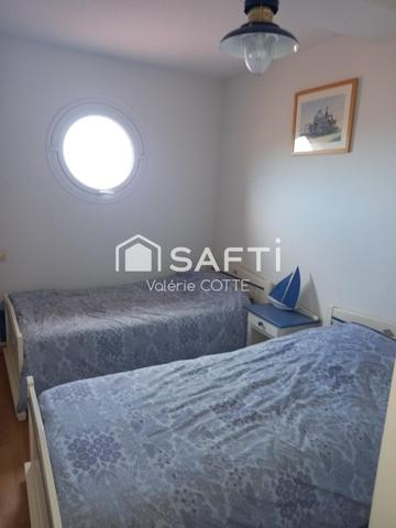 LA VUE SUR LA GRANDE BLEUE...SPACIEUX.....CHALEUREUX