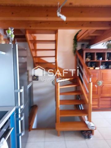 LA VUE SUR LA GRANDE BLEUE...SPACIEUX.....CHALEUREUX