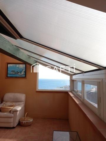 LA VUE SUR LA GRANDE BLEUE...SPACIEUX.....CHALEUREUX