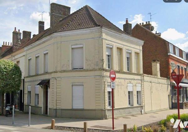 Maison à vendre à ARQUES dans le Pas de Calais (62).

A proximité de SAINT OMER, maison bourg...
