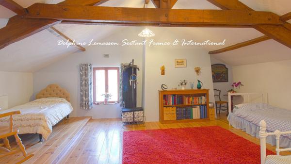 Charmante Maison en pierre avec vue végagée