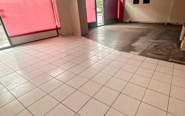 Immeuble à vendre    2 pièces •  Ramonville-Saint-Agne