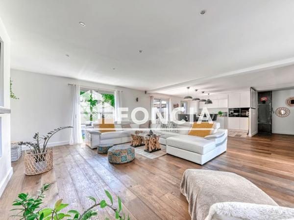 À vendre Maison 5 pièces 176 m² - Bron 69500