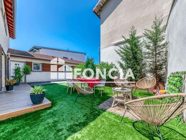 À vendre Maison 5 pièces 176 m² - Bron 69500