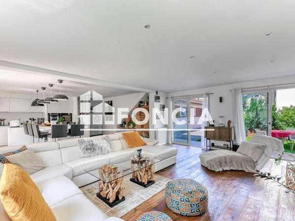 À vendre Maison 5 pièces 176 m² - Bron 69500