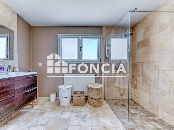 À vendre Maison 5 pièces 176 m² - Bron 69500