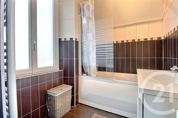 Maison à vendre  4 pièces - 118 m2 NOGENT SUR SEINE - 10