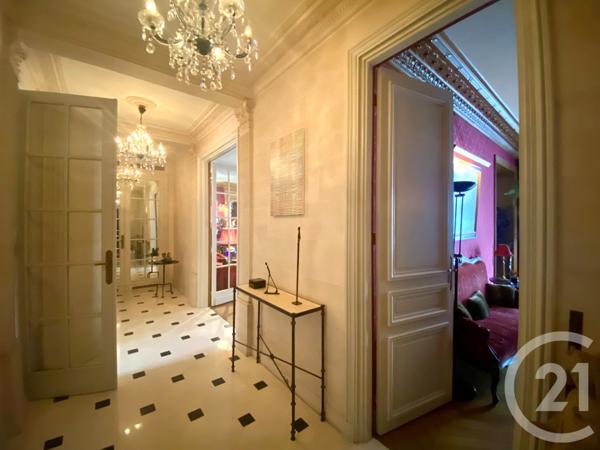 Appartement à vendre  5 pièces - 182 m2 PARIS - 75004
