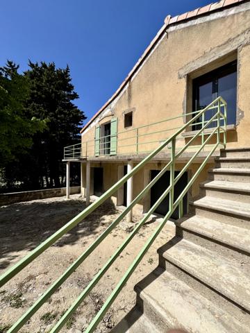 Visan (84820) AUTHENTIQUE MAISON VIGNERONNE EN COURS DE RESTAURATION AU COEUR DES VIGNOBLES DE VISAN